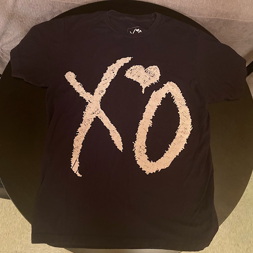 The Weeknd XO shirt size M